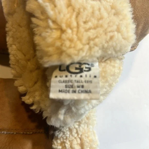 UGG Classic Tall boots genuine leather upper in chestnut brown sheepskin lining - Picture 12 of 16